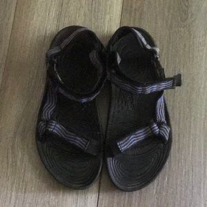 Woman’s Teva Sandals